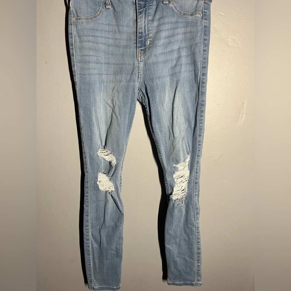 Hollister jeans